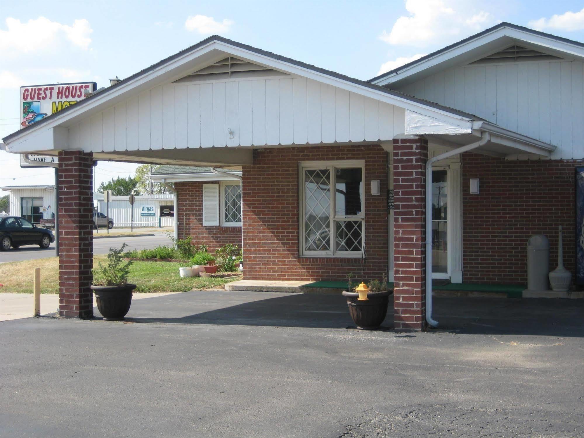 Guest House Motel Chanute