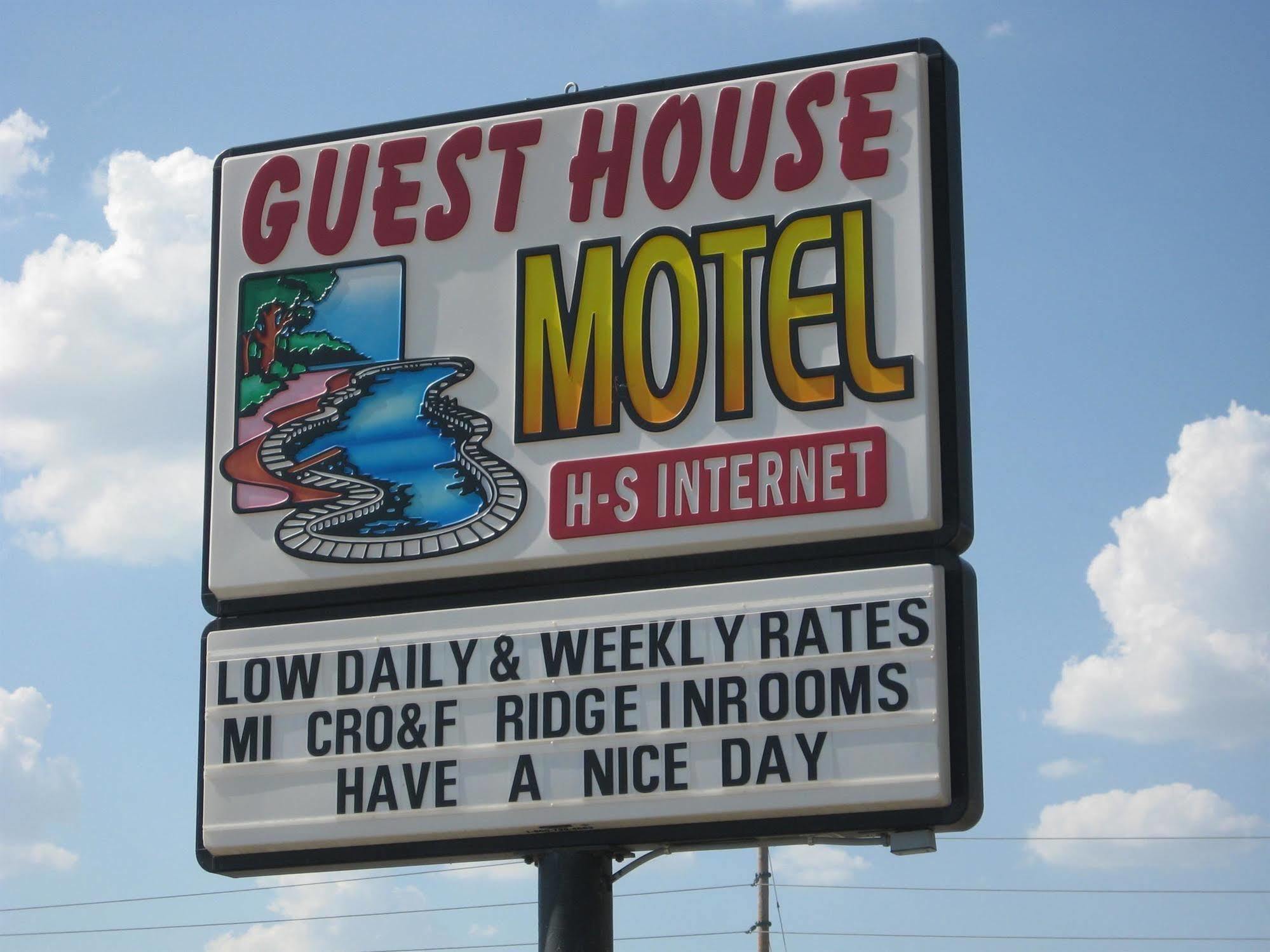 Guest House Motel Chanute Chanute